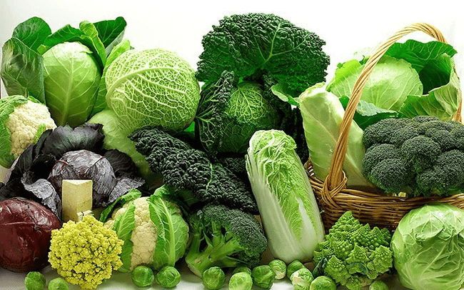 Bạn có thể giải thích tại sao nên tránh ăn rau muống sau khi nặn mụn?
